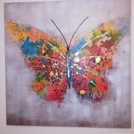 Апартаменты Butterfly Чачак Экстерьер фото